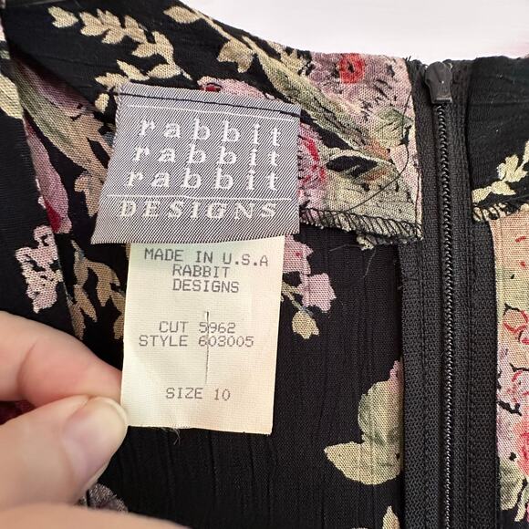 Vintage 90s does 40s Rabbit Rabbit Sweetheart Neck Dark Floral Midi Dress Sz 10 - Picture 7 of 9